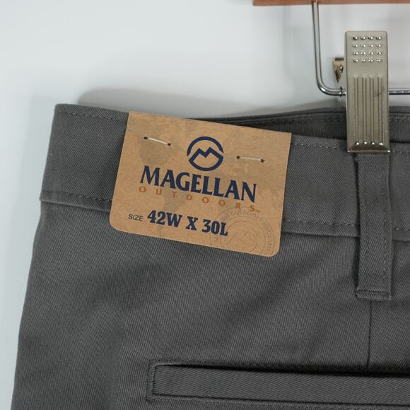 Magellan Outdoors Chino Pants Mens 42X30 Dark Gray Flat Front Heritage New - Picture 3 of 10